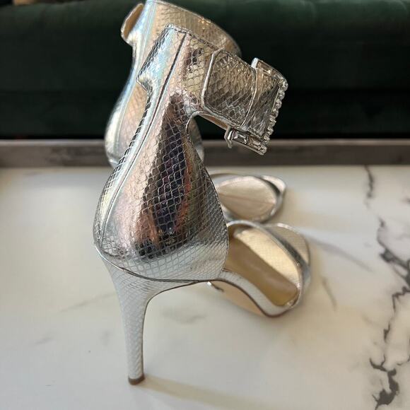 Michael Kors Giselle Silver Metallic Snake Embossed Leather Sandal Size 10 - Picture 8 of 13